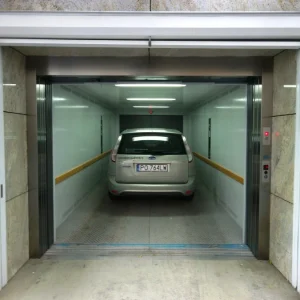 GMV – Warszawa, Dźwig Samochodowy