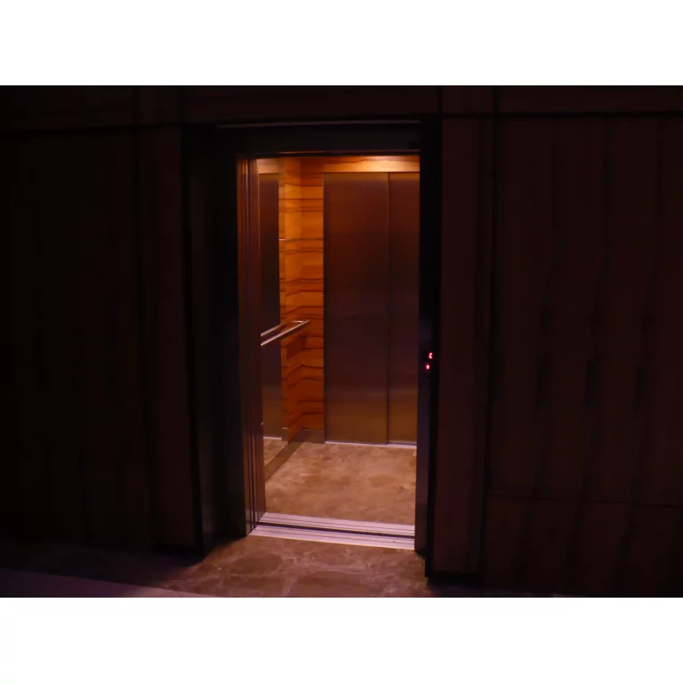 Orona-Warszawa-Piekna