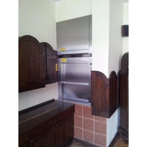 Mały Dźwig Towarowy BKG